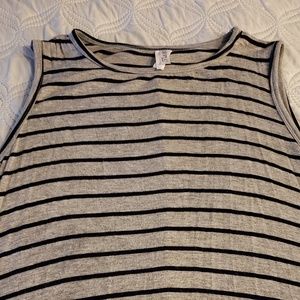 Honey and Lace sleeveless dress